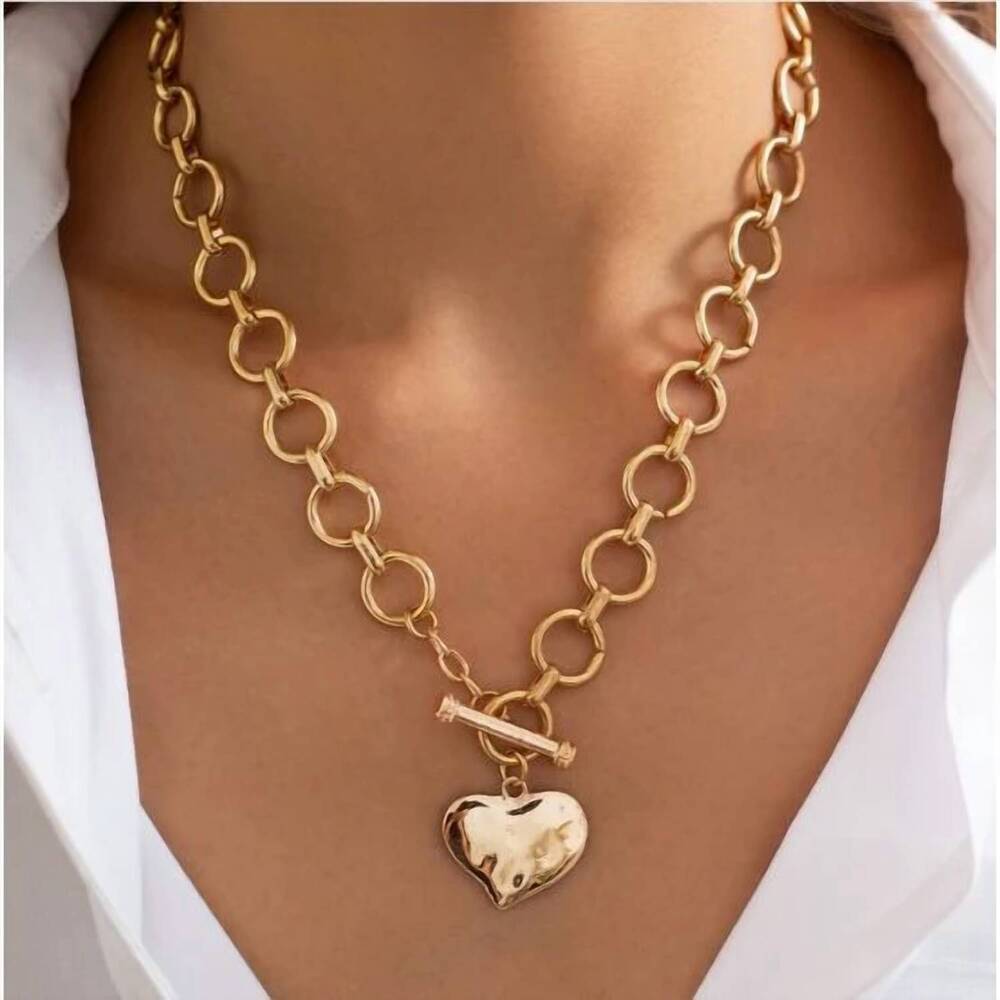 NEW JOSSLYN BY WALL TO WALL women's hammered heart toggle necklace in gold